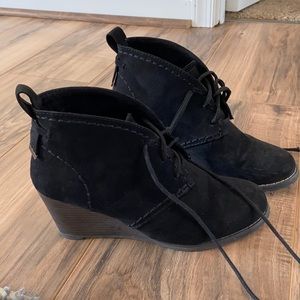 SO wedge heel ankle boots